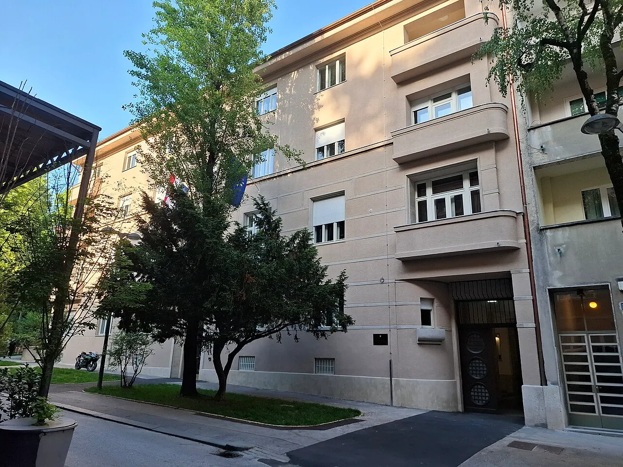 Het gebouw van de directie vastgoedbeheer van het Kroatische ministerie van Ruimtelijke Ordening, Bouw en Staatseigendom in Zagreb.