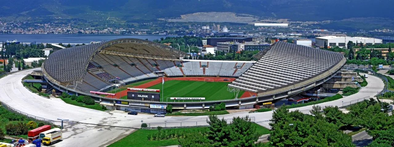 Panoramisch zicht op het Poljud-stadion in Split, het thuisstadion van Hajduk Split